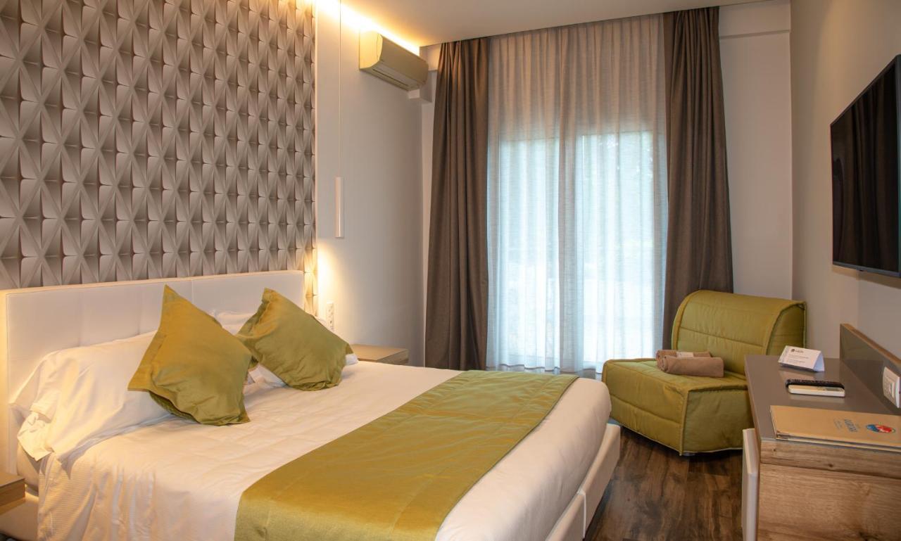 Hotel Aurora Lido di Jesolo Esterno foto