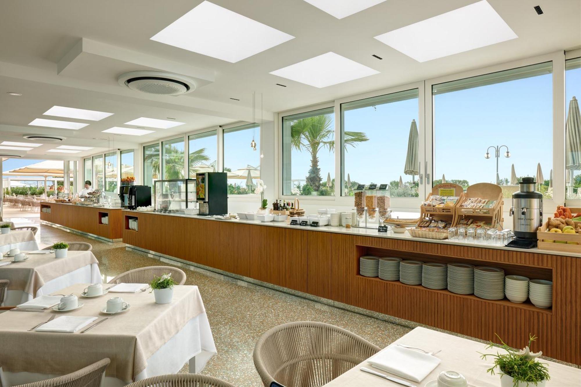 Hotel Aurora Lido di Jesolo Esterno foto
