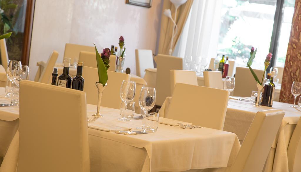 Hotel Aurora Lido di Jesolo Esterno foto