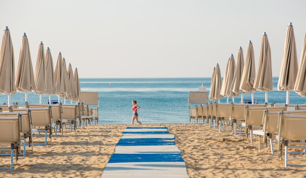 Hotel Aurora Lido di Jesolo Esterno foto
