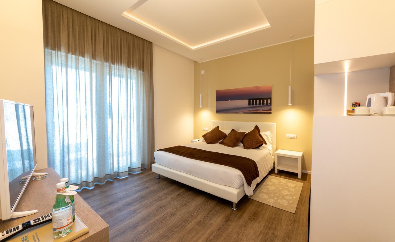 Hotel Aurora Lido di Jesolo Esterno foto